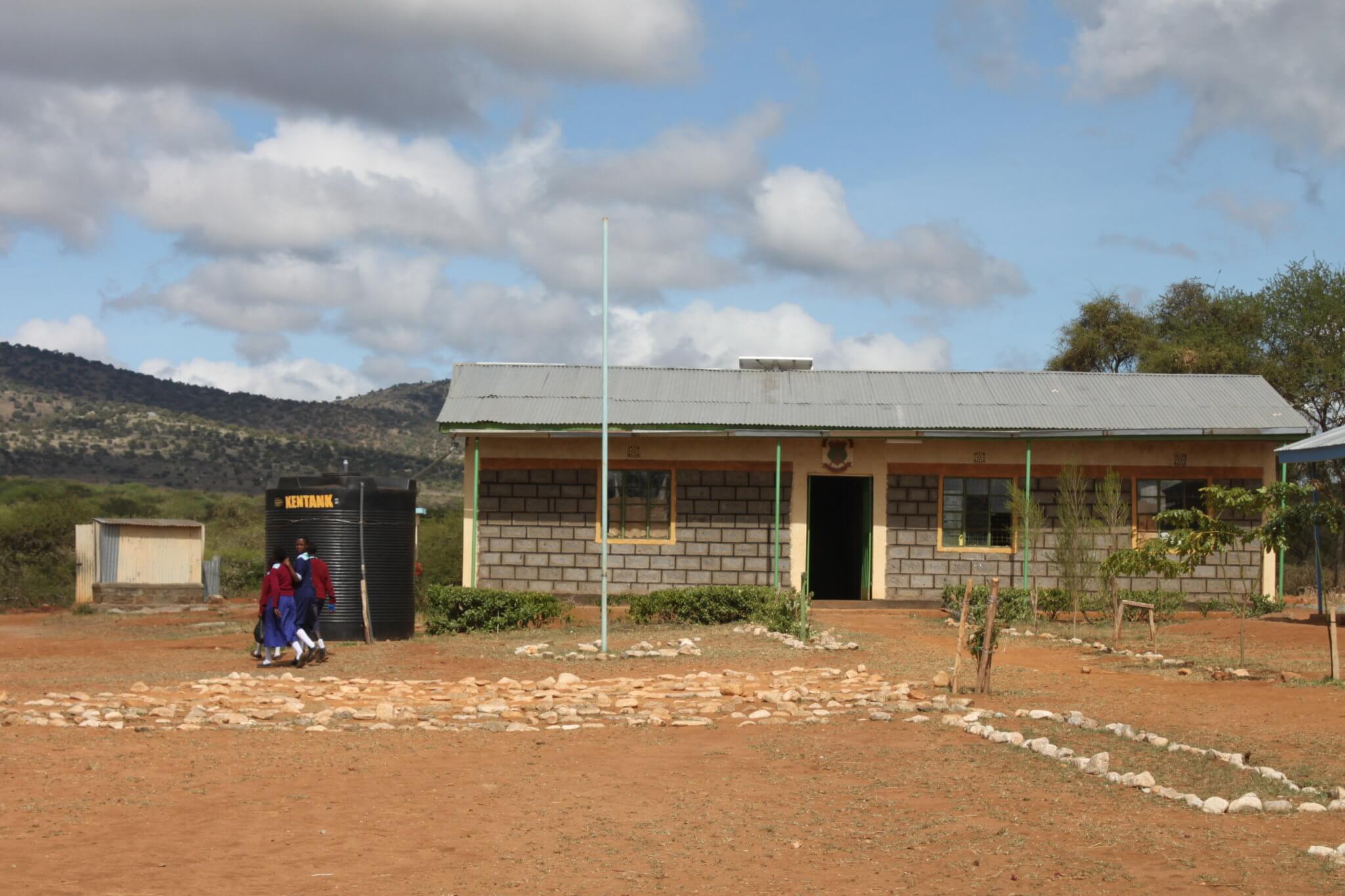 Bildung in Afrika: Während der Corona Krise haben viele Schulen geschlossen.